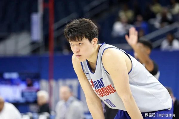 铭创配资 征服NBA！杨瀚森首秀打美职篮，勇士队服了，中国男篮崛起